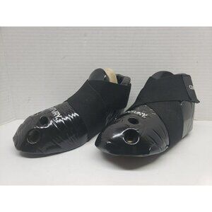 Century Martial Arts Sparring Boots Black Size 1/2 Karate Tae Kwon Do EUC
